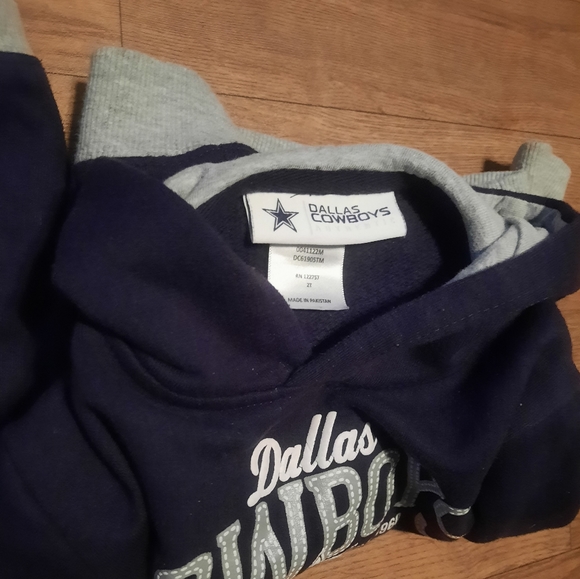 Sold 2T Dallas Cowboys Hoodie - Picture 5 of 7